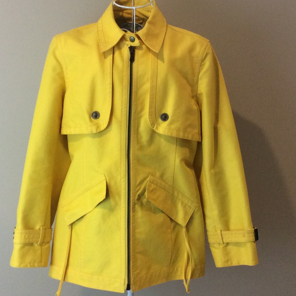 🎊HP🎊🎉Tommy Hilfiger Petite Raincoat